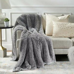 G.I.L.I Snow Faux Fur Throw Blanket Stone Grey NWT